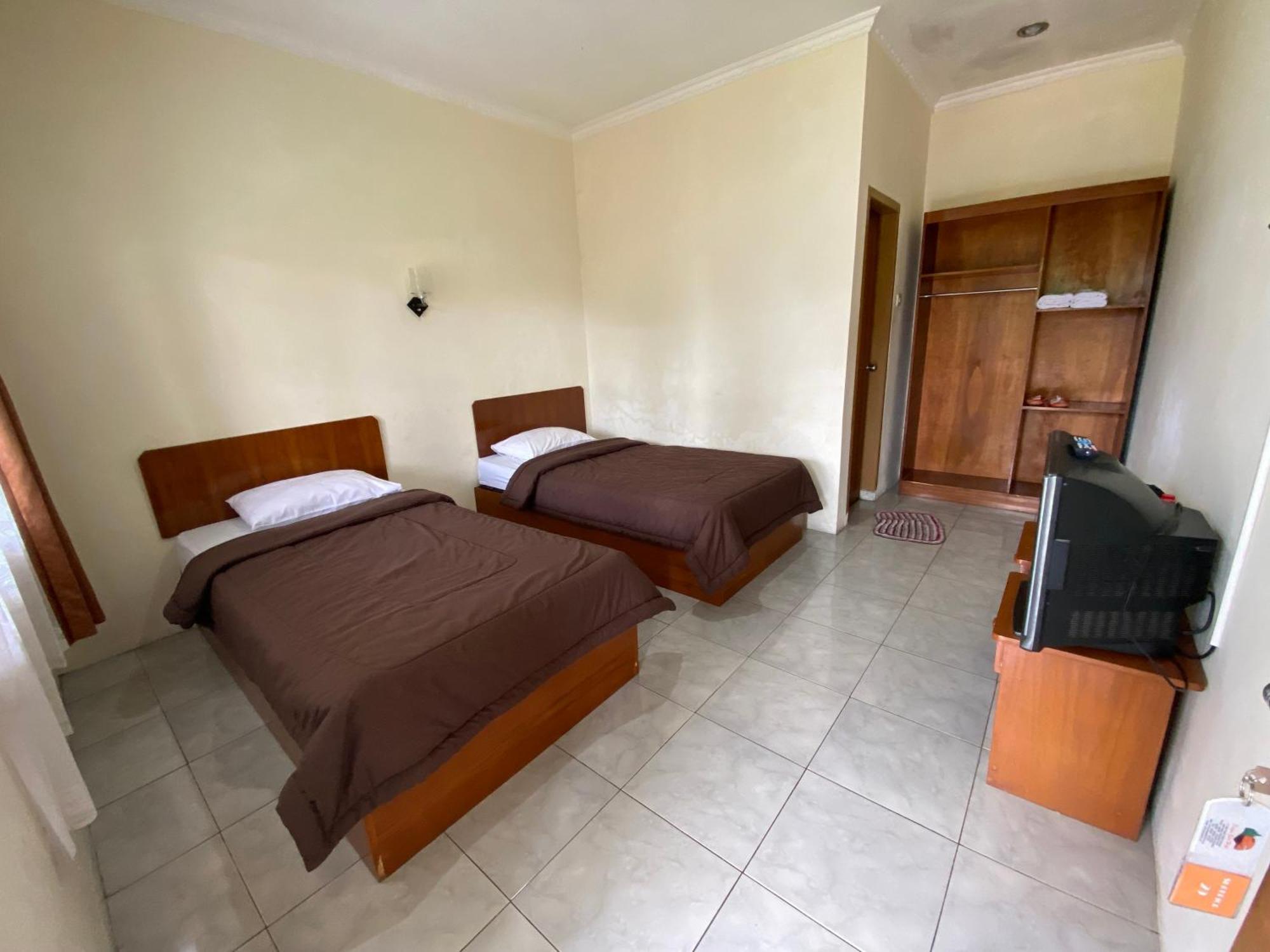 Hotel Puspa Sari Ciater Exterior foto
